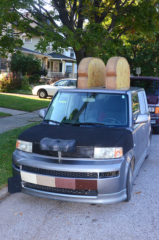 LA Art Car The Toaster In Lakewood This Morning The Observation Deck